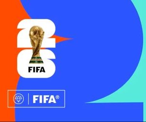 Die Leidenschaft für Fußball geht weit über 90 Minuten hinaus. Sie ist Emotion, Identität und Gefühl. Sie vereint Generationen, überwindet Grenzen und lässt jedes Tor zu einem gemeinsamen Jubel werden. Auf jedem Platz, von den größten Stadien bis zu den bescheidensten Bolzplätzen, schlägt dasselbe Herz: die Liebe zum Spiel. Fußball wird nicht nur gespielt; er wird gelebt, gefühlt und geteilt. Denn hinter jedem Trikot, jedem Gesang und jedem Blick zum Himmel verbirgt sich eine Geschichte, ein Traum und eine Leidenschaft, die niemals stirbt.